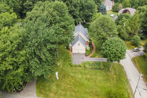 62 Darcy Road York ME 03909