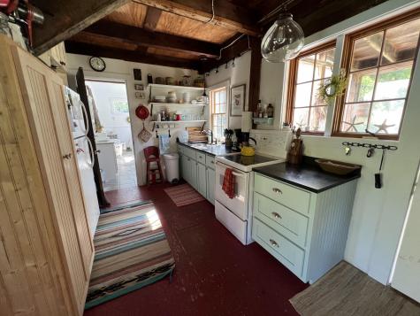 527 Hiltons Lane Wells ME 04090