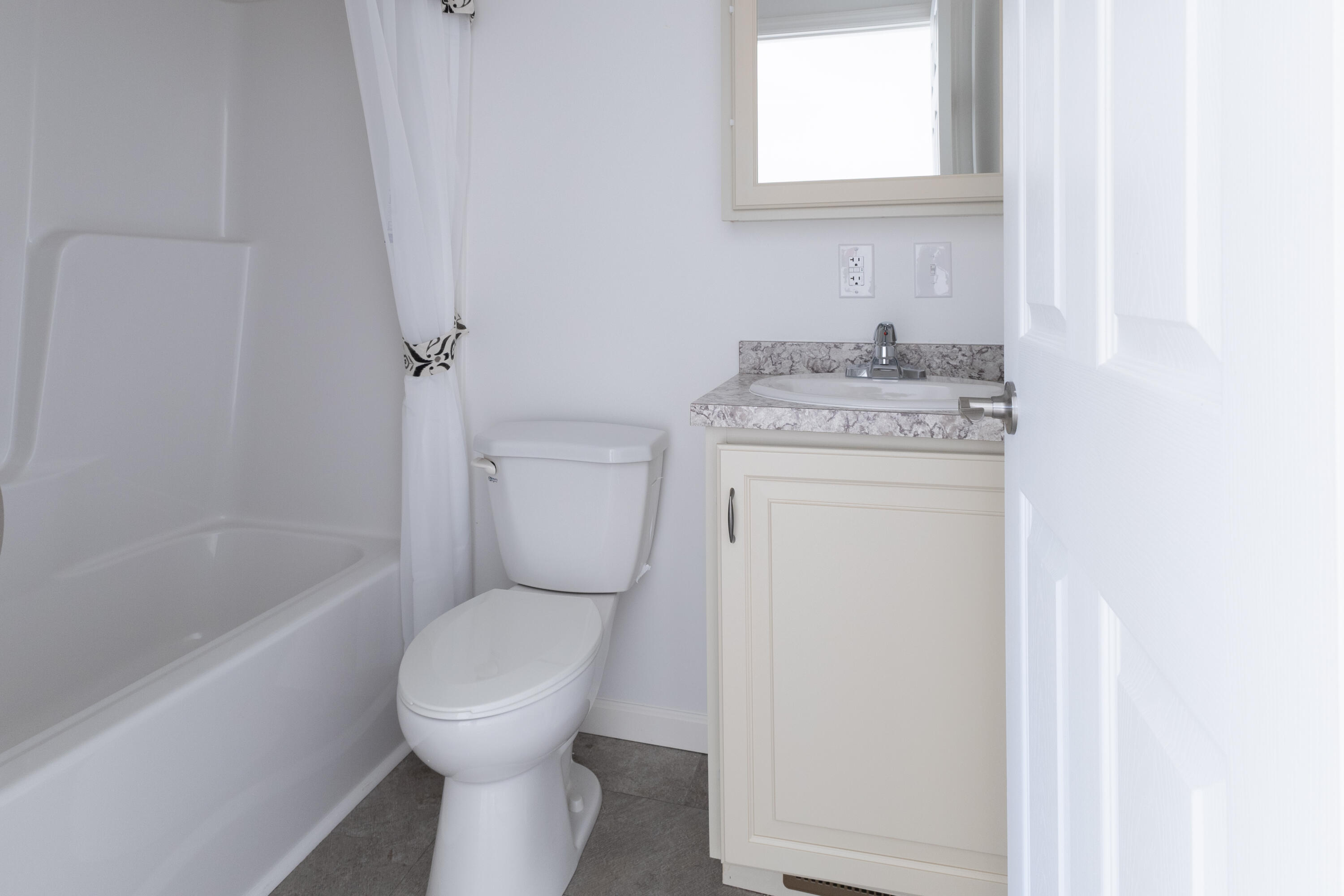 3 Goose Neck Road Hancock ME 04640