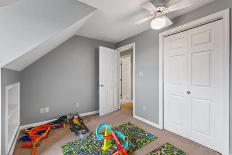 3 Foothill Lane Sanford ME 04073