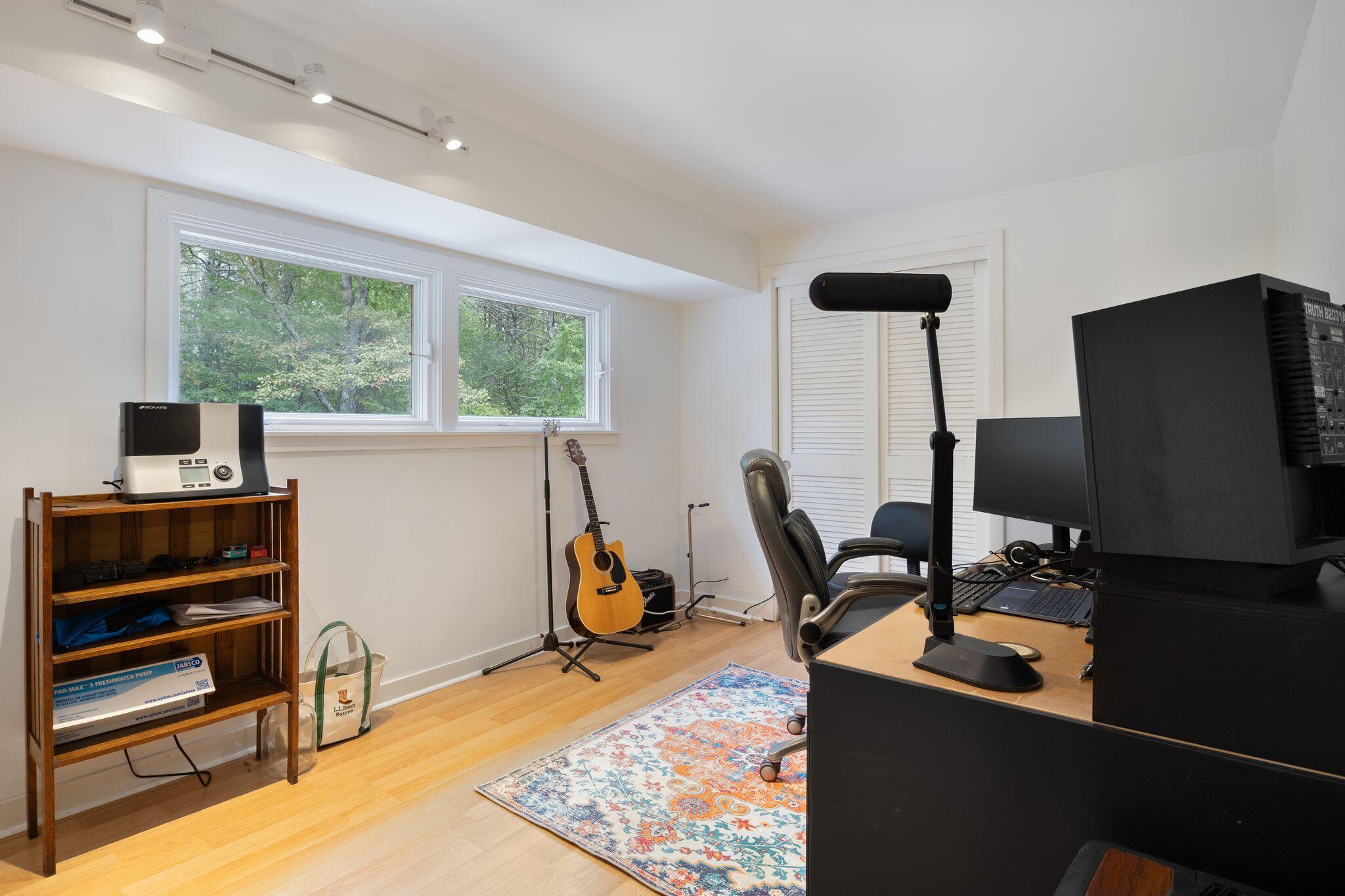 17 Edna Lane North Yarmouth ME 04097