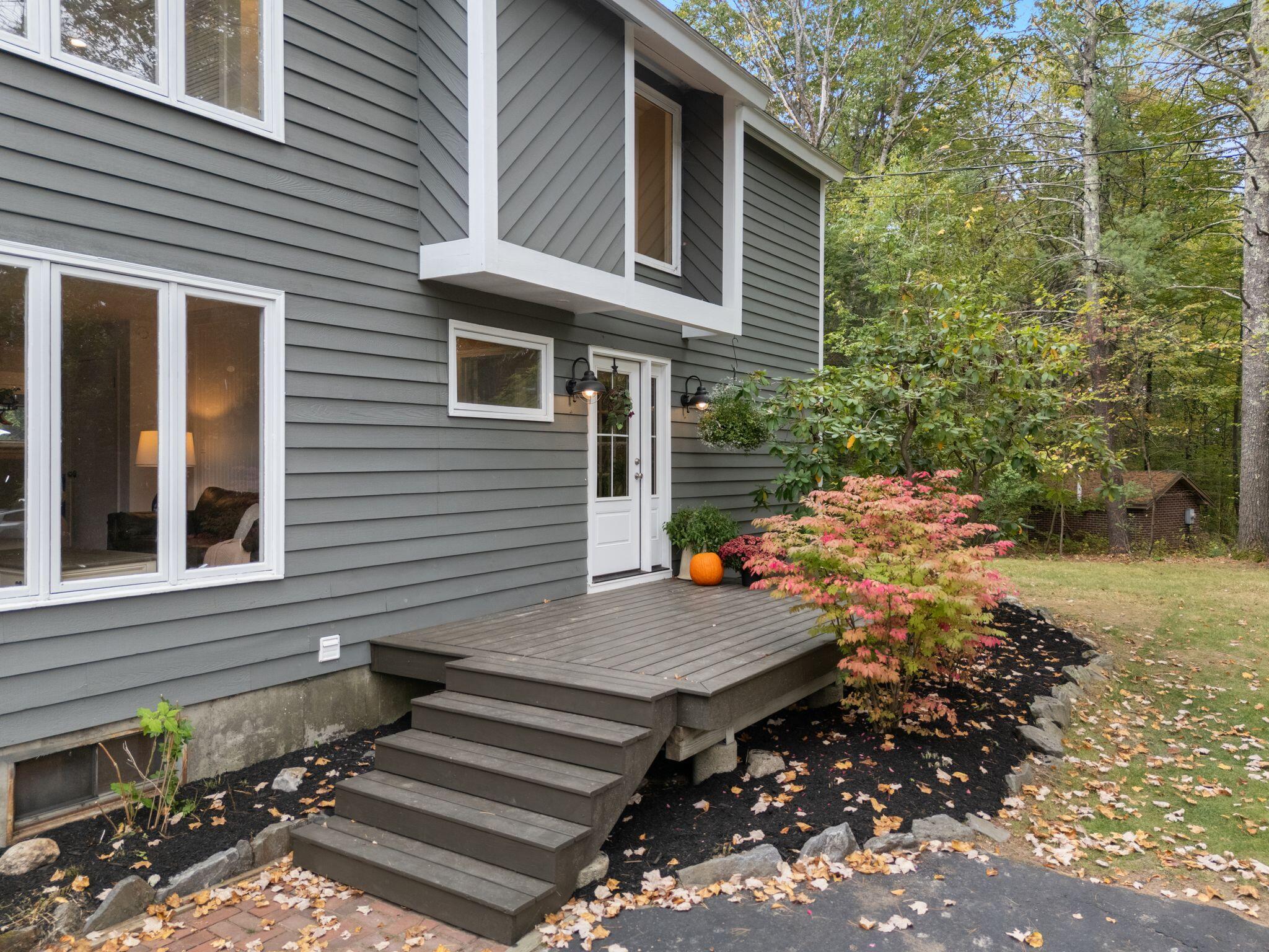 17 Edna Lane North Yarmouth ME 04097