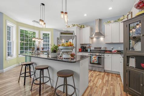 27 Rosewood Lane New Gloucester ME 04260