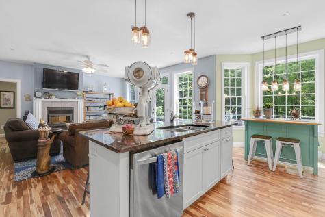 27 Rosewood Lane New Gloucester ME 04260