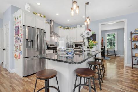 27 Rosewood Lane New Gloucester ME 04260