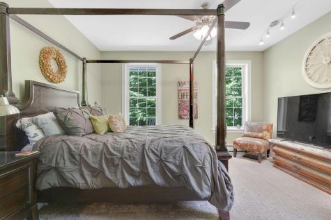 27 Rosewood Lane New Gloucester ME 04260