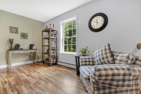 27 Rosewood Lane New Gloucester ME 04260