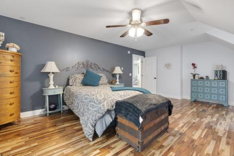 27 Rosewood Lane New Gloucester ME 04260