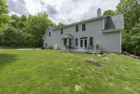 27 Rosewood Lane New Gloucester ME 04260