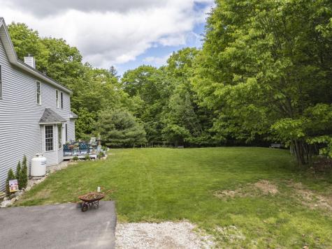 27 Rosewood Lane New Gloucester ME 04260