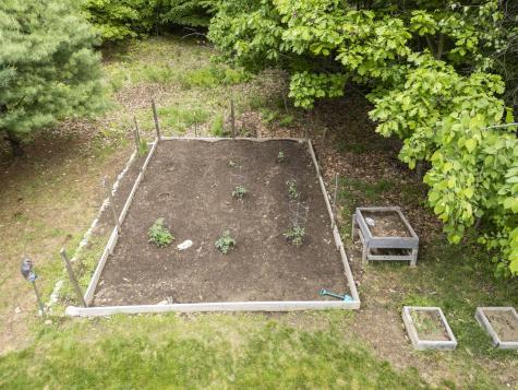 27 Rosewood Lane New Gloucester ME 04260