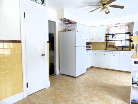 4 Hazelwood Avenue Waterville ME 04901