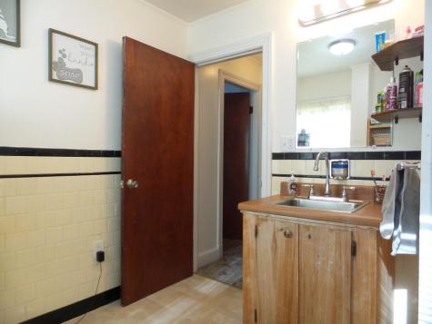 4 Hazelwood Avenue Waterville ME 04901