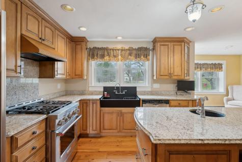 11 Mcquillians Hill Drive Gorham ME 04038