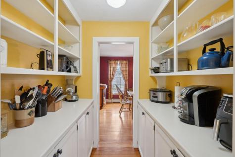 11 Mcquillians Hill Drive Gorham ME 04038