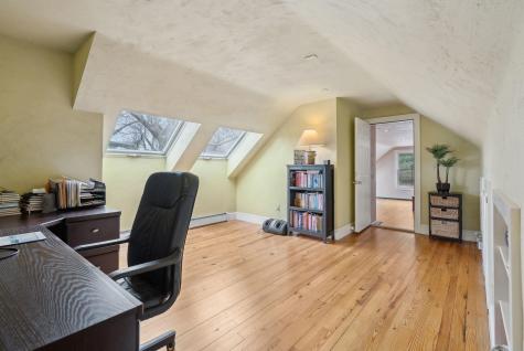 11 Mcquillians Hill Drive Gorham ME 04038