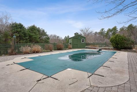 11 Mcquillians Hill Drive Gorham ME 04038