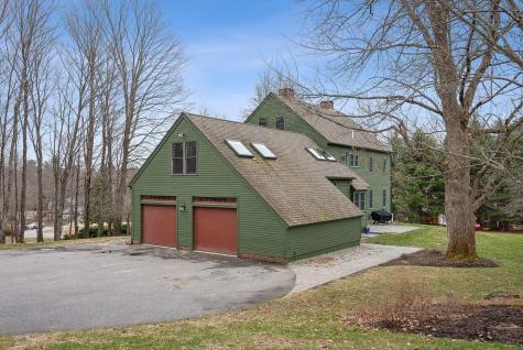 11 Mcquillians Hill Drive Gorham ME 04038