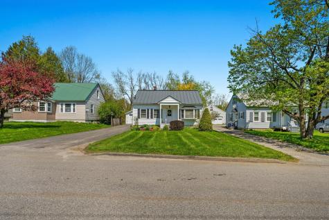 79 Oakland Street Waterville ME 04901