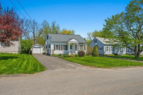 79 Oakland Street Waterville ME 04901