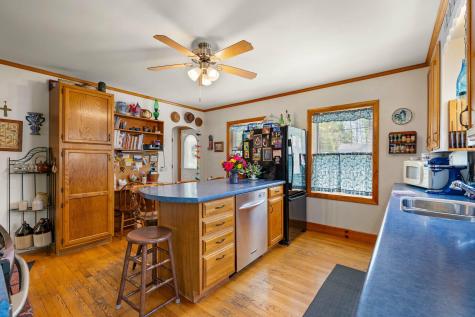 79 Oakland Street Waterville ME 04901