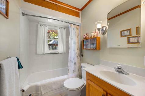 79 Oakland Street Waterville ME 04901