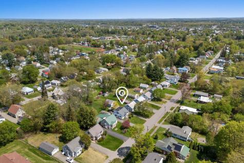 79 Oakland Street Waterville ME 04901