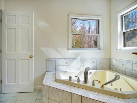 19 Red Maple Lane Augusta ME 04330