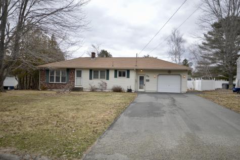 38 Alan A Dale Road Brewer ME 04412