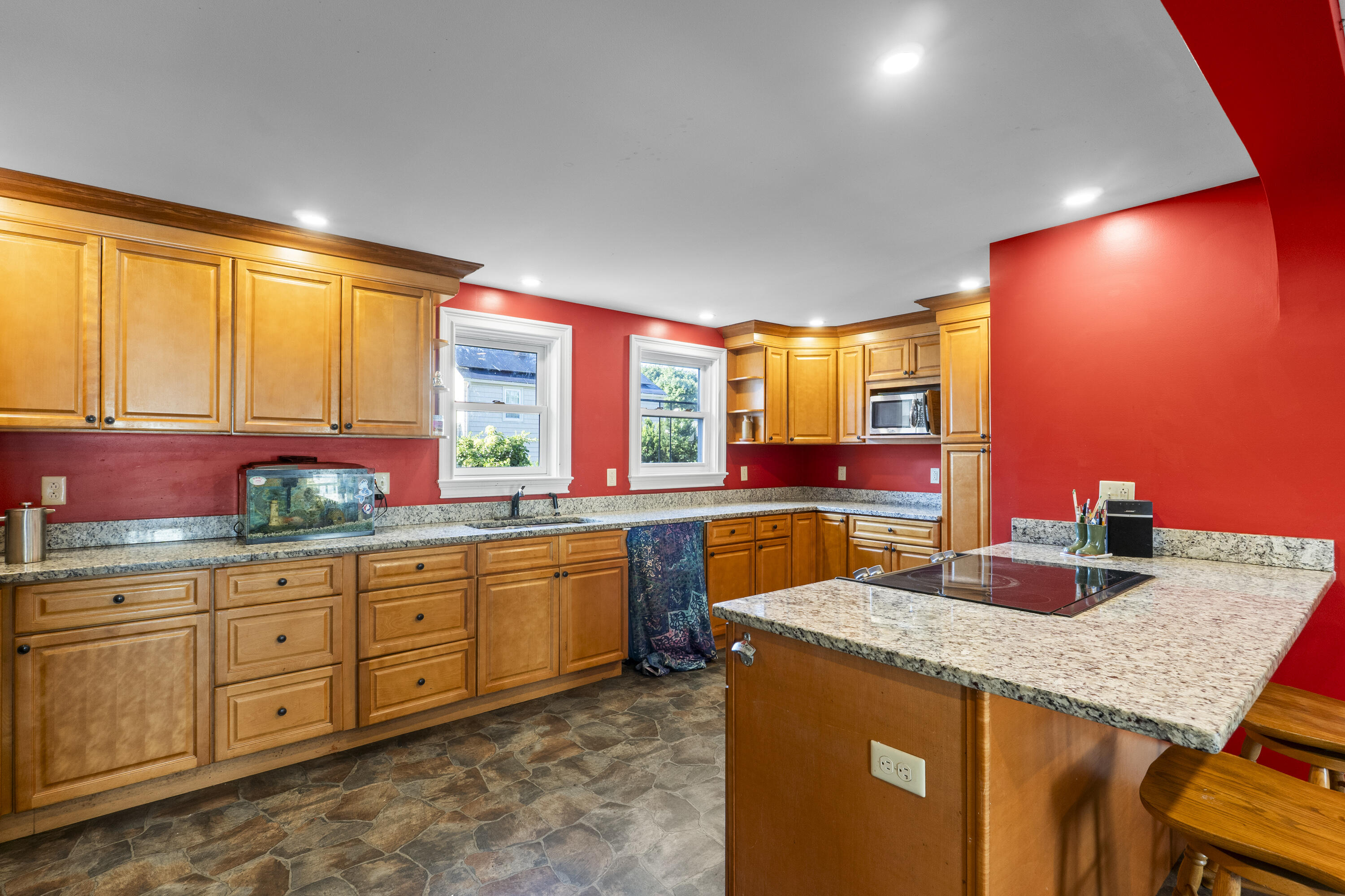 338 Ocean Street South Portland ME 04106