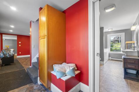 338 Ocean Street South Portland ME 04106