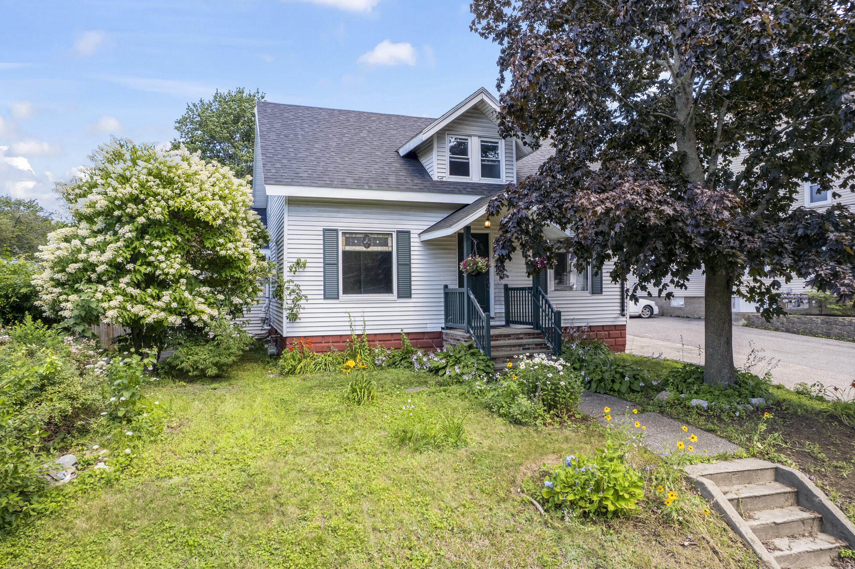 338 Ocean Street South Portland ME 04106