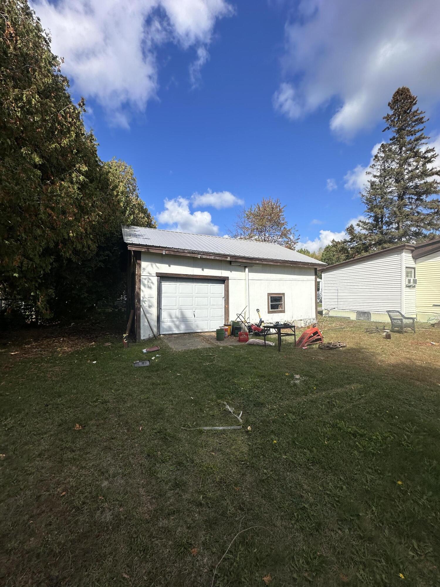 408 Katahdin Avenue Millinocket ME 04462