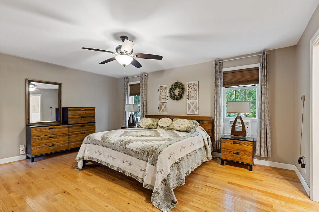 5 Little Village Lane Belgrade ME 04917