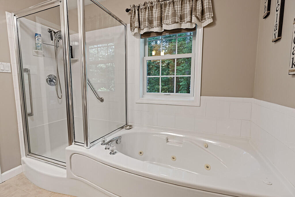 5 Little Village Lane Belgrade ME 04917