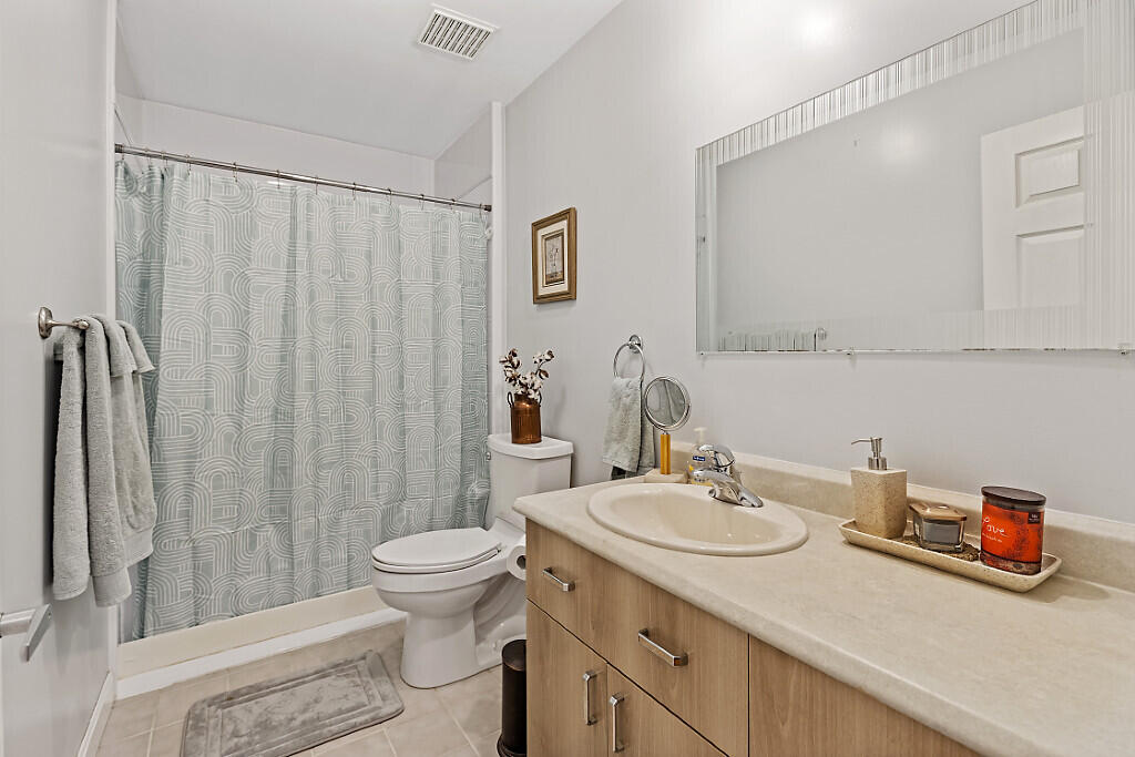 5 Little Village Lane Belgrade ME 04917