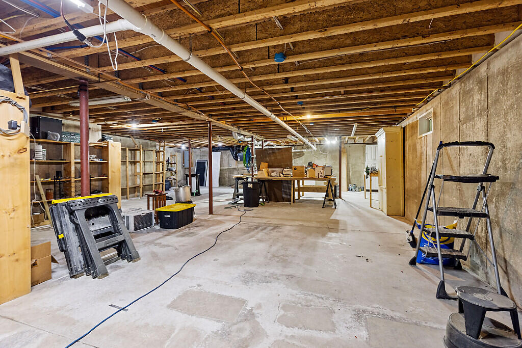 5 Little Village Lane Belgrade ME 04917