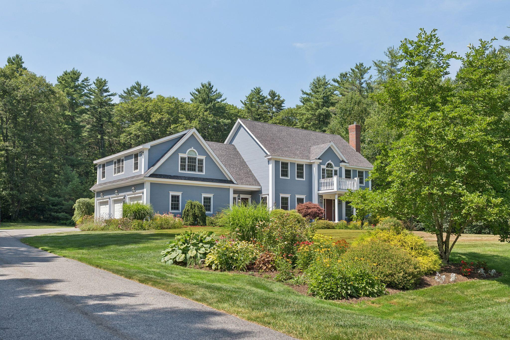 35 Paddock Way Falmouth ME 04105