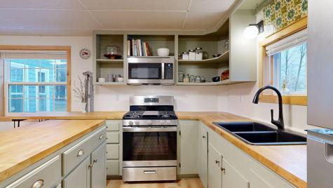 58 Welch Avenue Monmouth ME 04259