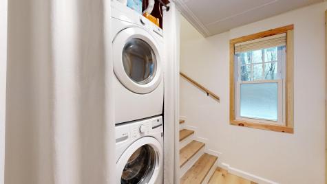 58 Welch Avenue Monmouth ME 04259