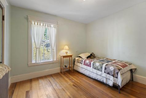 42 Winter Street Auburn ME 04210