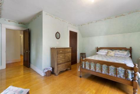 42 Winter Street Auburn ME 04210