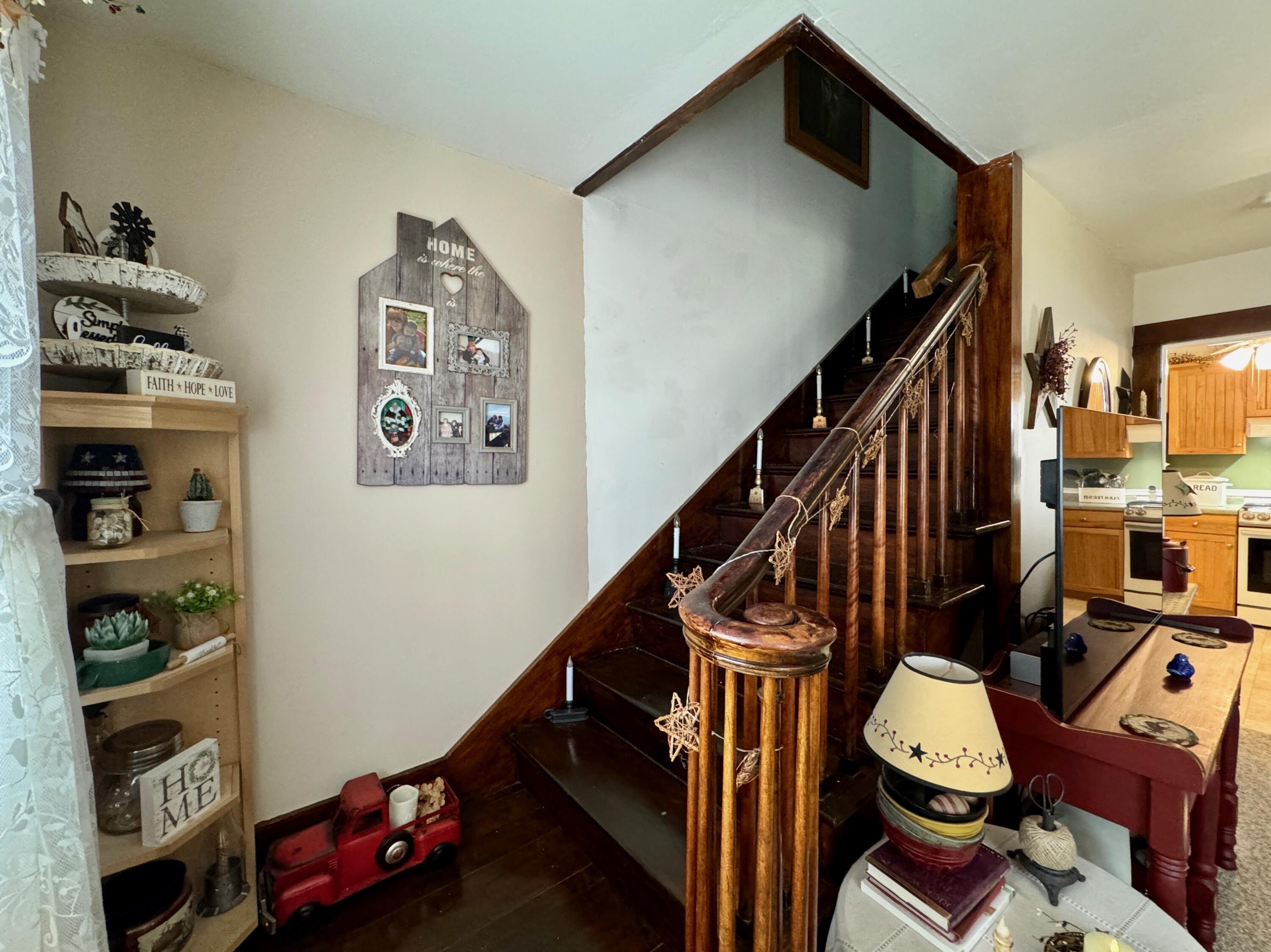 35 Meulendyk Avenue Brownville ME 04414