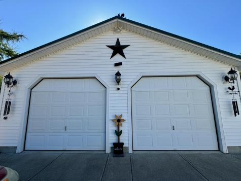 35 Meulendyk Avenue Brownville ME 04414