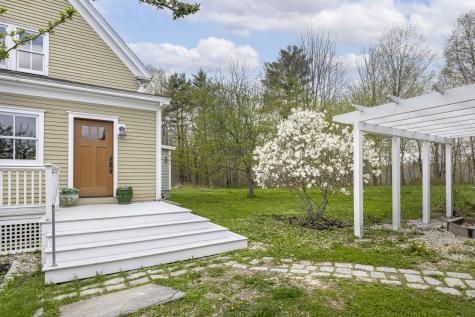 38 Field Road Cumberland ME 04021