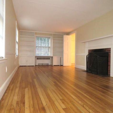 95 Falmouth Road Falmouth ME 04105