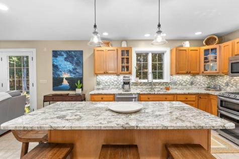 11 Fox Run Road Falmouth ME 04105