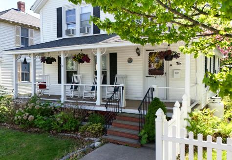 75 Ledgelawn Avenue Bar Harbor ME 04609