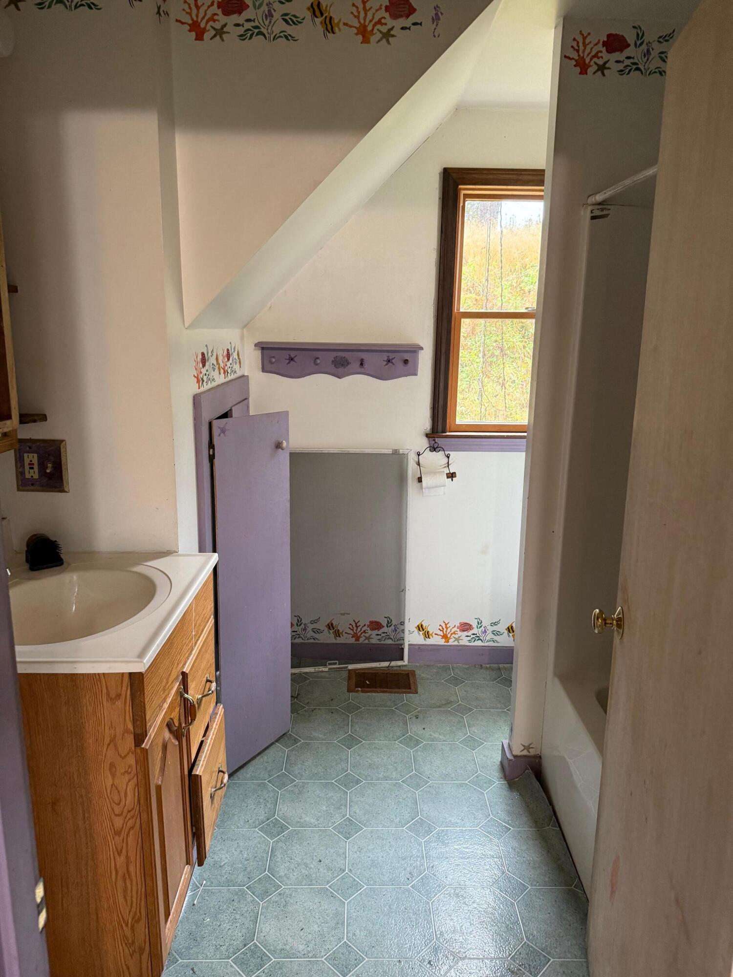 352 Bayview Road Penobscot ME 04476