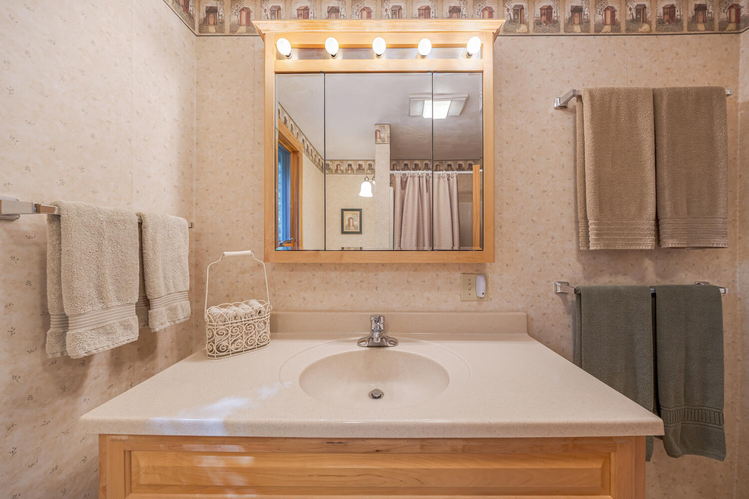 20 Abby Lane Bar Harbor ME 04609